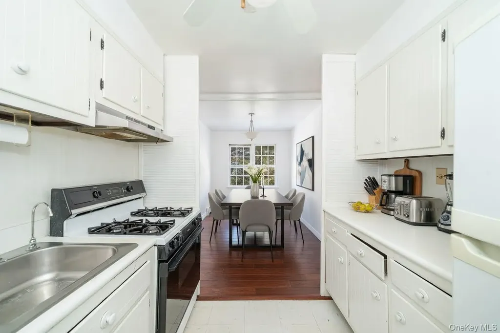 172 Lawrence Park Terrace Bronxville NY 10708