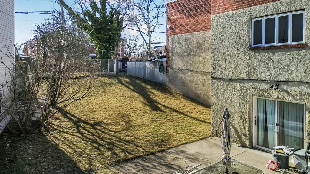 3223 Lucerne Street Bronx NY 10465