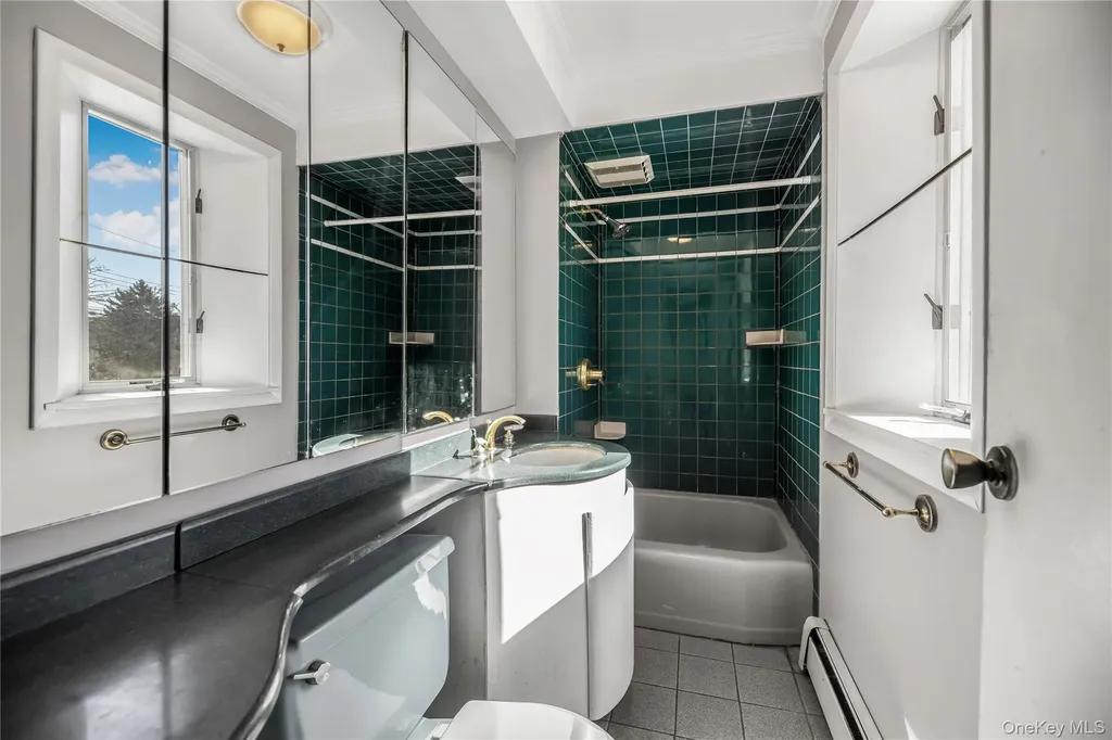 3223 Lucerne Street Bronx NY 10465