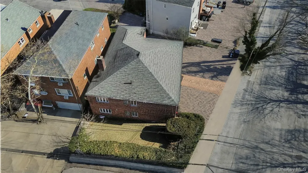 3223 Lucerne Street Bronx NY 10465