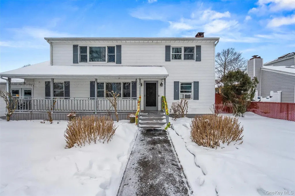 8 George Drive Mastic NY 11950