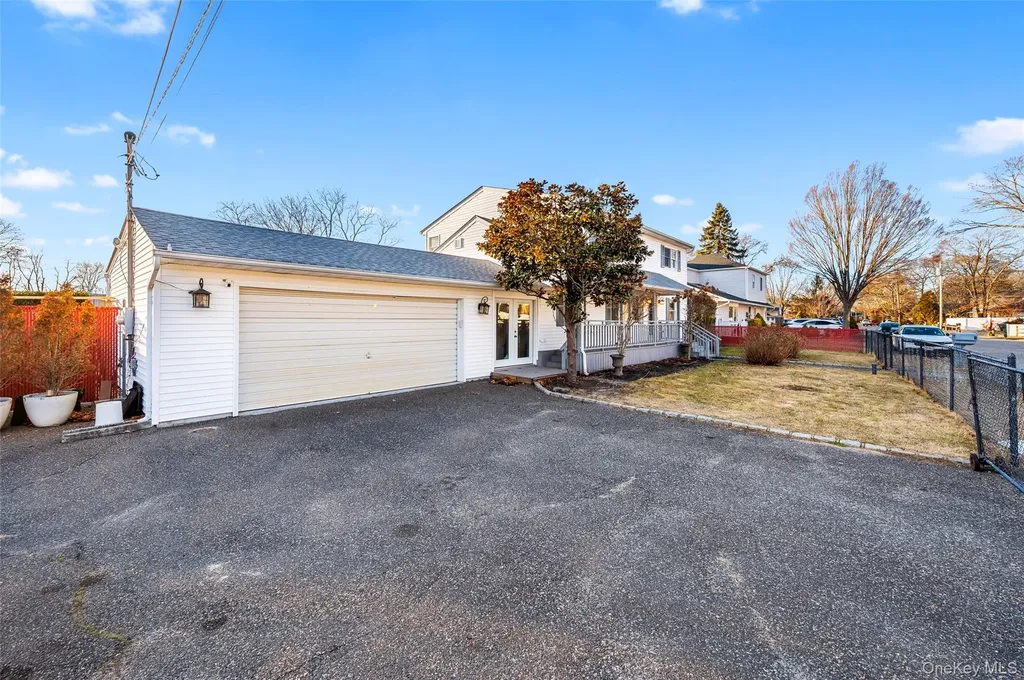 8 George Drive Mastic NY 11950