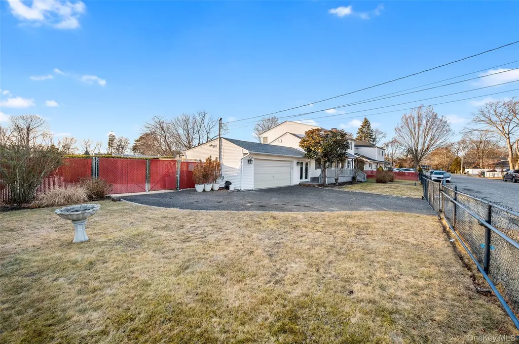 8 George Drive Mastic NY 11950