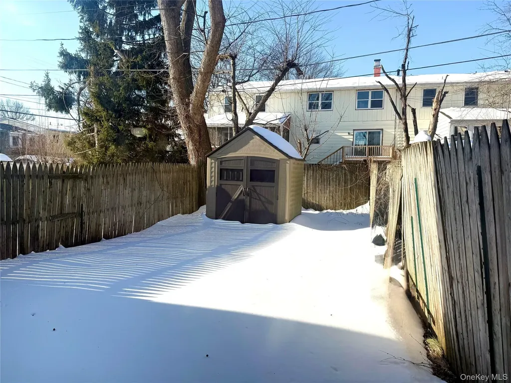 205 Everett Place Maybrook NY 12543