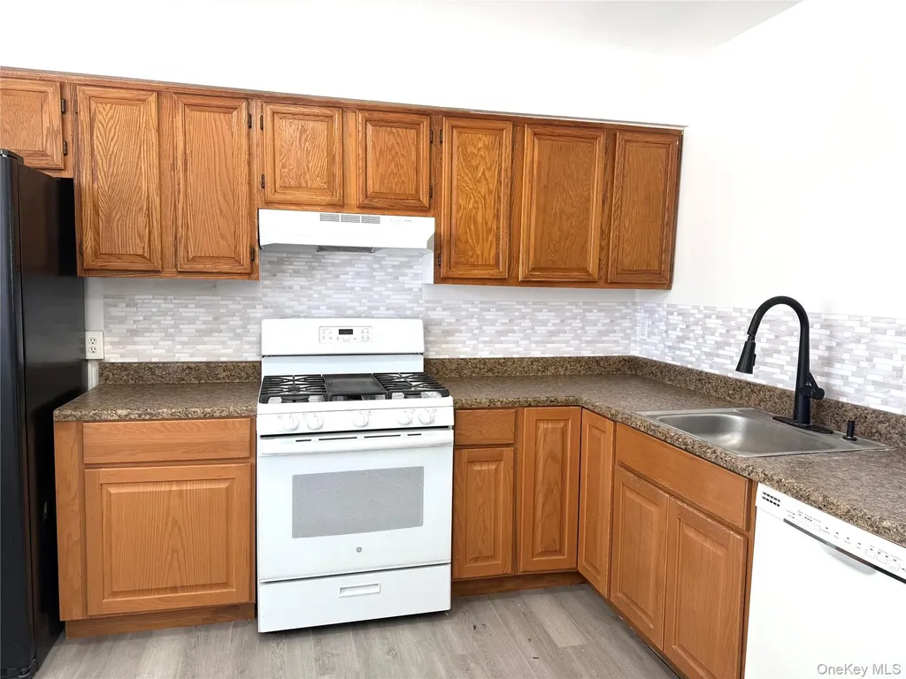 205 Everett Place Maybrook NY 12543