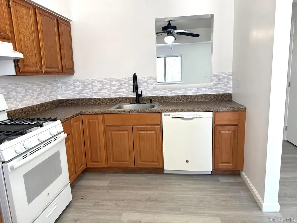 205 Everett Place Maybrook NY 12543
