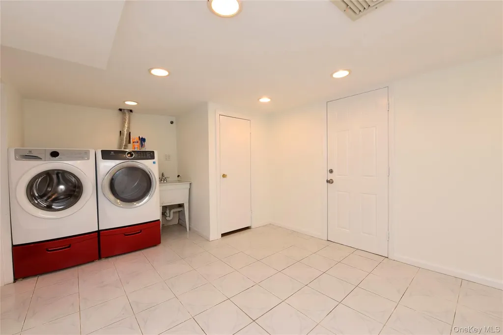 166-36 23rd Avenue Whitestone NY 11357