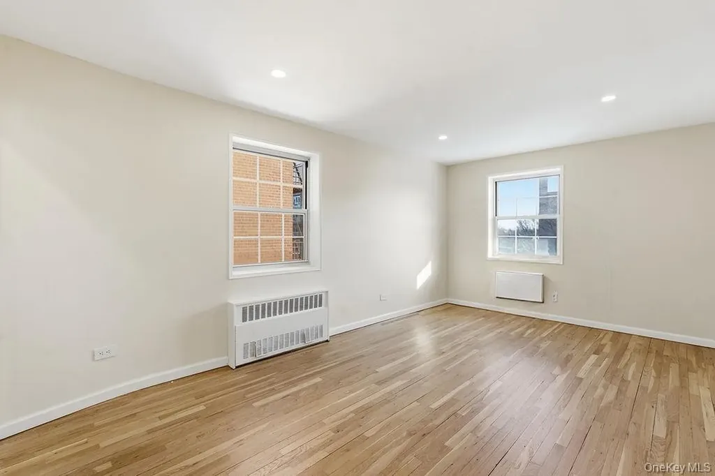 86-11 151st Avenue Howard Beach NY 11414