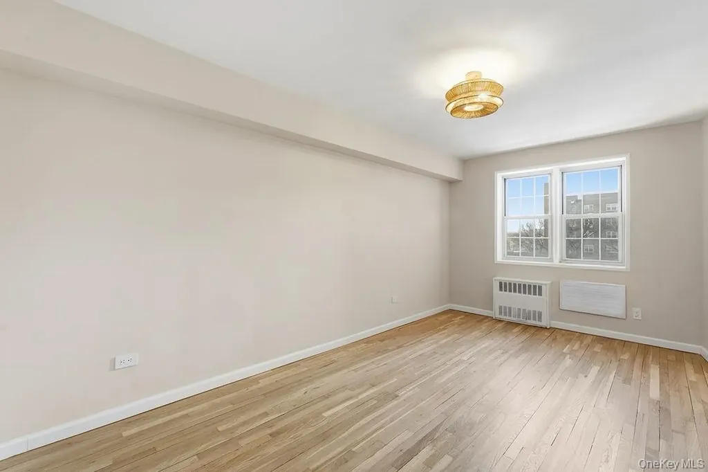 86-11 151st Avenue Howard Beach NY 11414