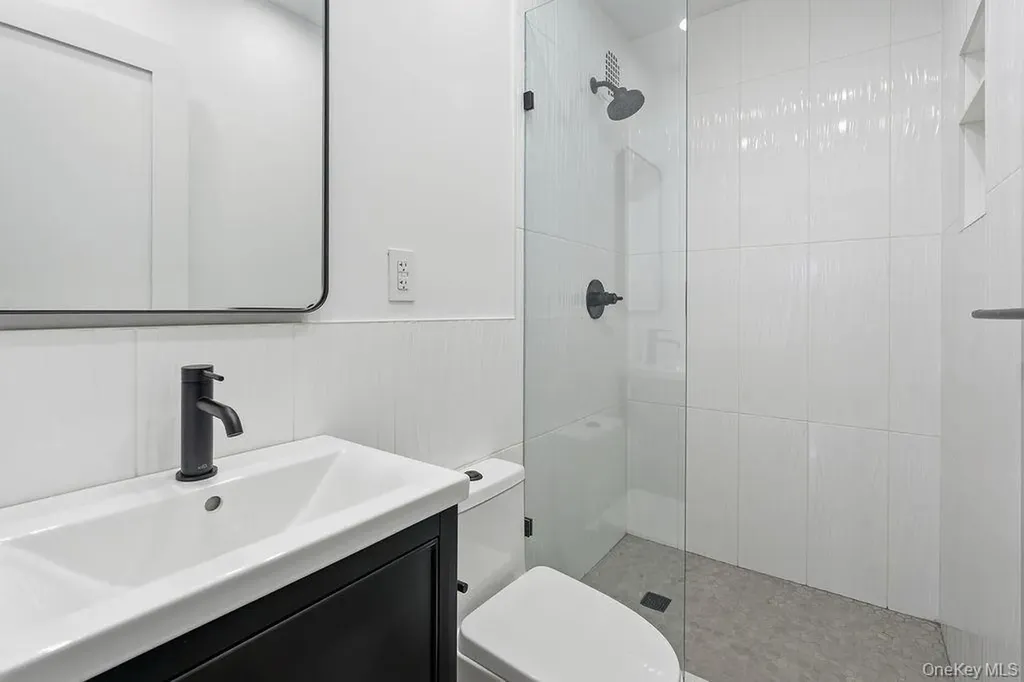 86-11 151st Avenue Howard Beach NY 11414