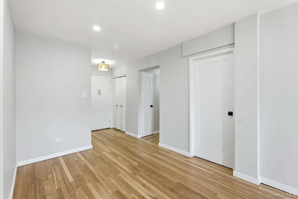 86-11 151st Avenue Howard Beach NY 11414