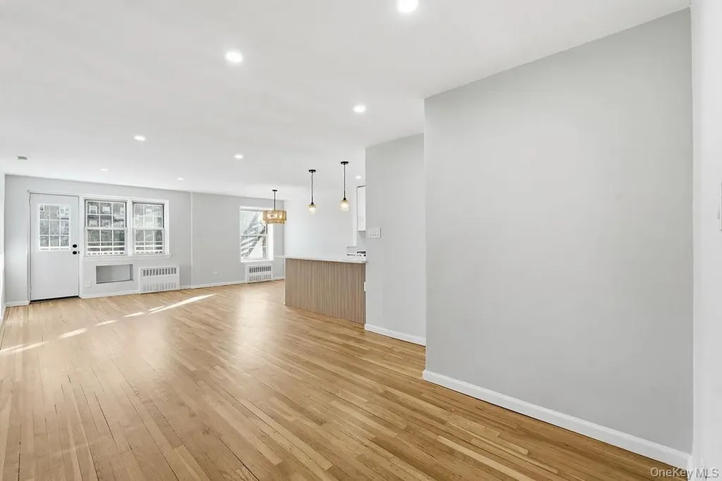 86-11 151st Avenue Howard Beach NY 11414
