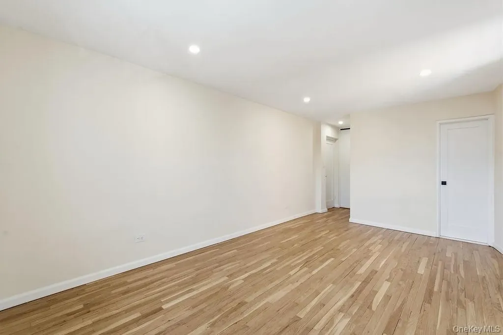 86-11 151st Avenue Howard Beach NY 11414
