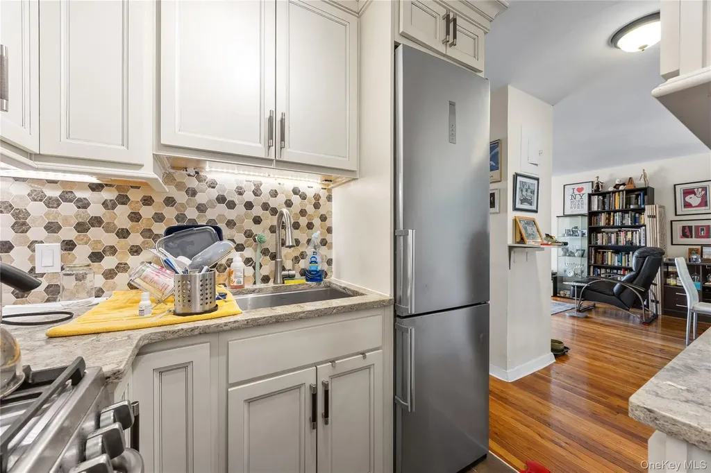 6200 Riverdale Bronx NY 10471