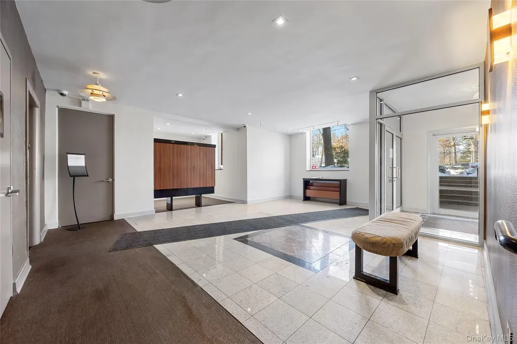 6200 Riverdale Bronx NY 10471