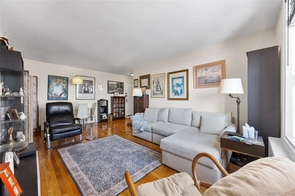 6200 Riverdale Bronx NY 10471