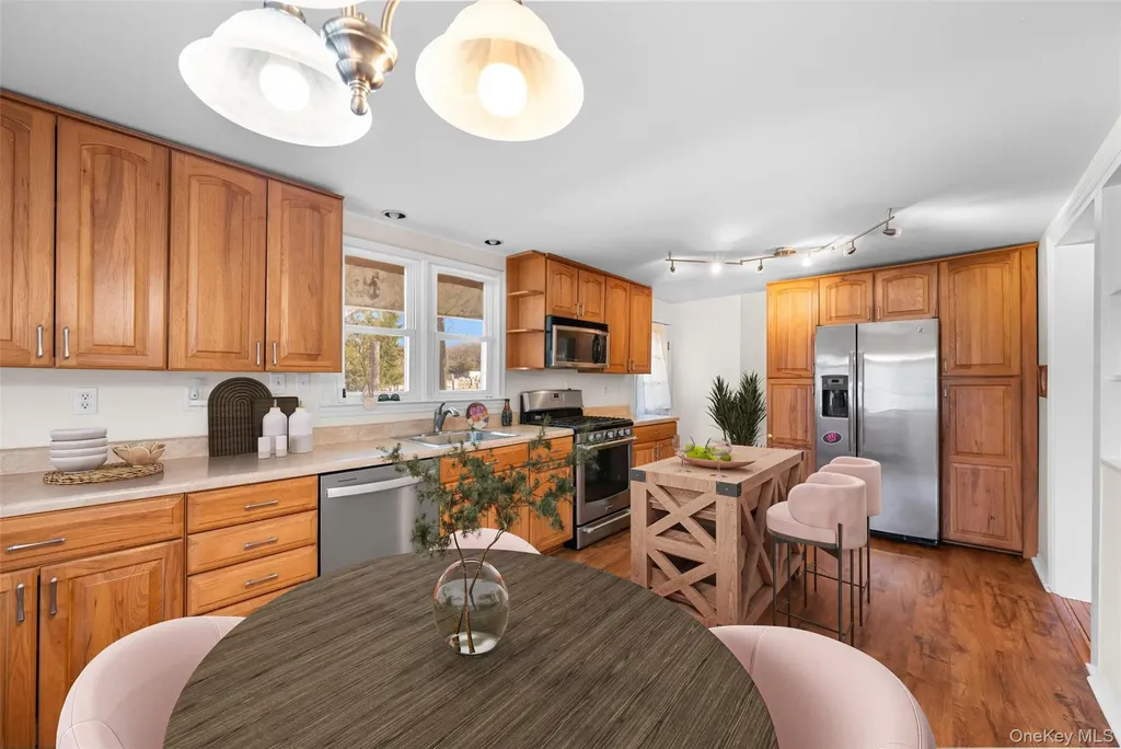 96 Galloway Road Warwick NY 10990