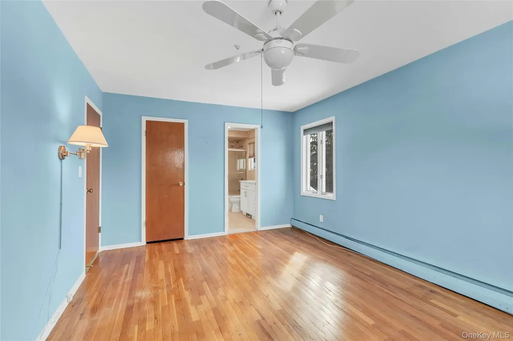 68 Beaumont Drive Plainview NY 11803