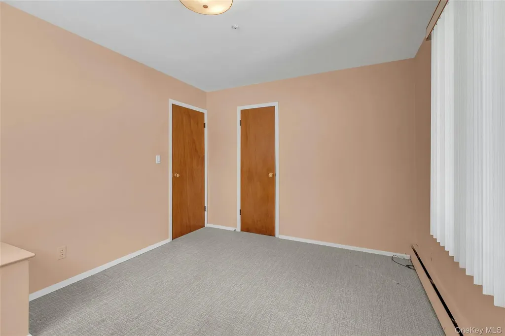68 Beaumont Drive Plainview NY 11803