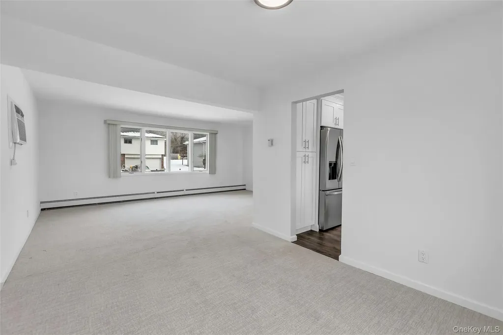 68 Beaumont Drive Plainview NY 11803