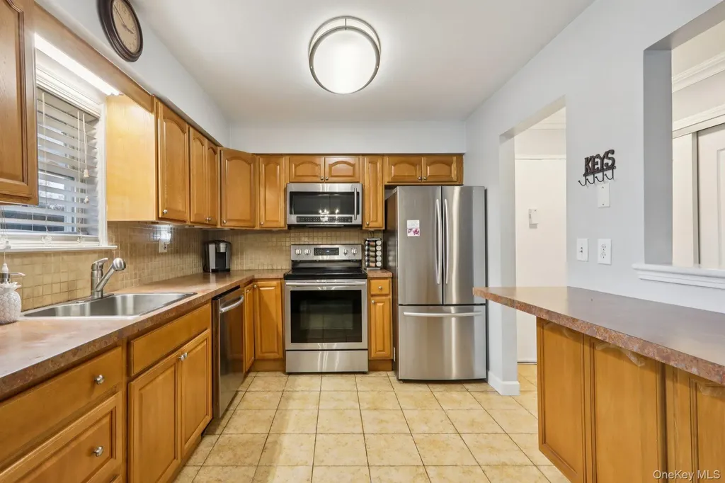 15 Crescent Drive Thiells NY 10984
