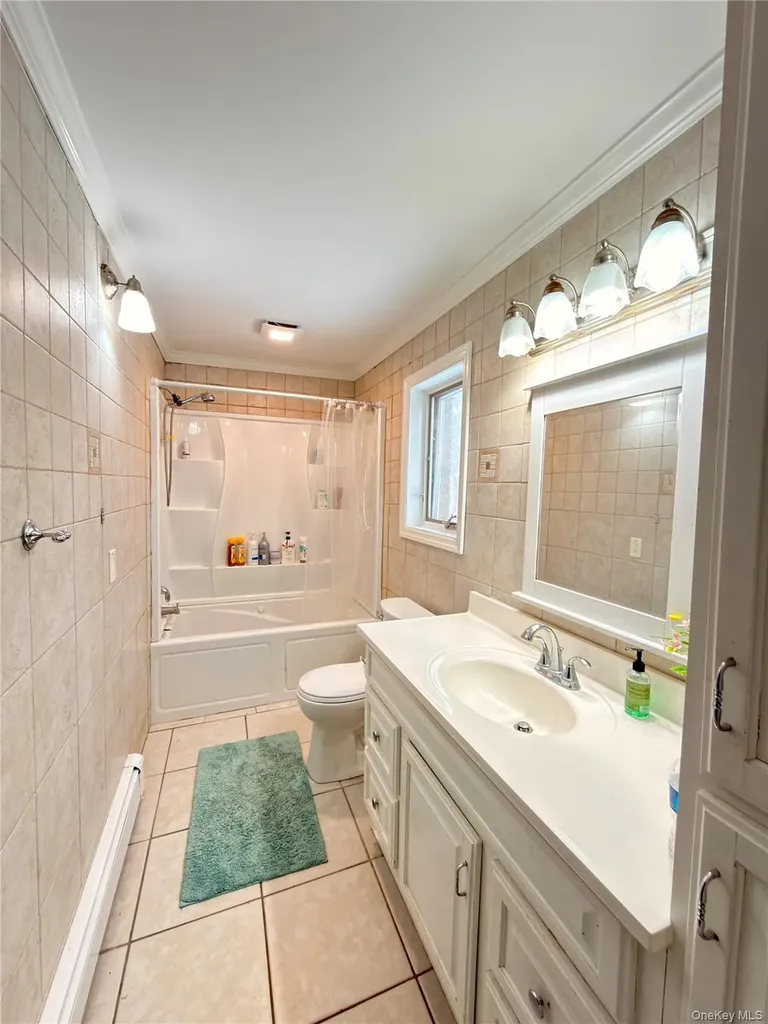 19 Rutland Road Mastic NY 11950