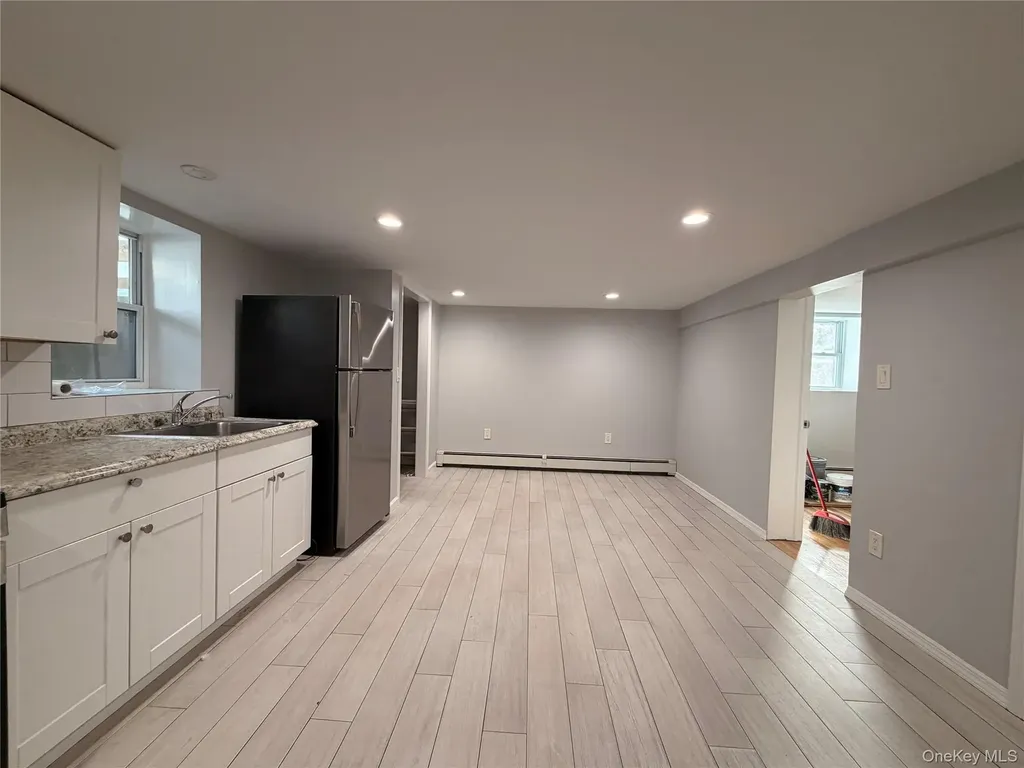 19 Rutland Road Mastic NY 11950