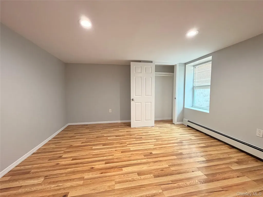 19 Rutland Road Mastic NY 11950