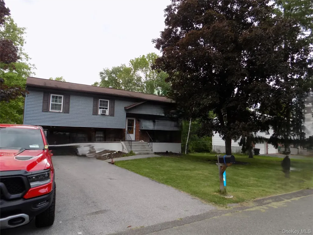 16 Baldwin Drive Wappingers Falls NY 12590