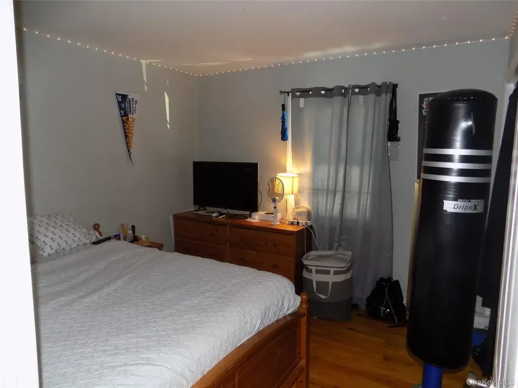 16 Baldwin Drive Wappingers Falls NY 12590