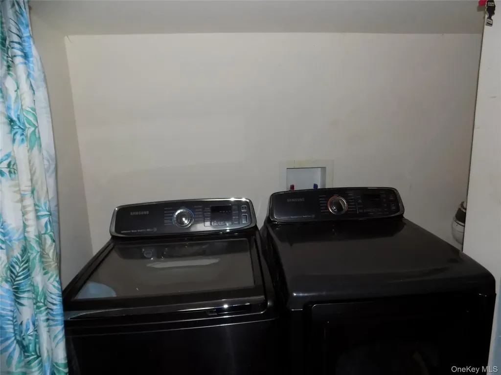 16 Baldwin Drive Wappingers Falls NY 12590
