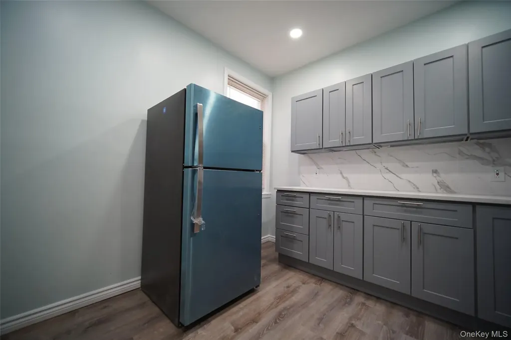 723 E 227th Street Bronx NY 10466