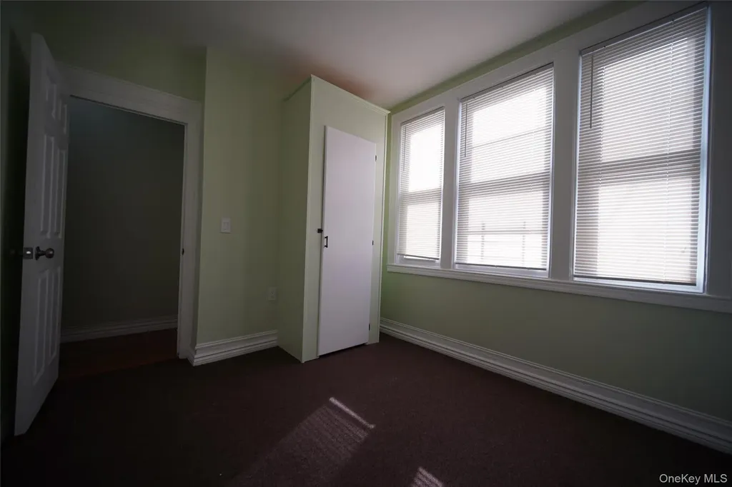 723 E 227th Street Bronx NY 10466