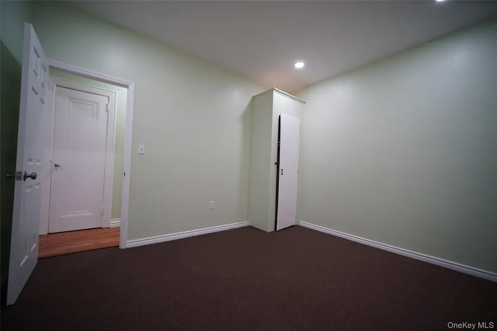 723 E 227th Street Bronx NY 10466