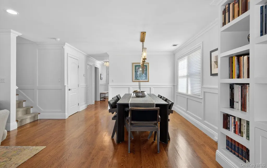 211 Barton Avenue Melville NY 11747