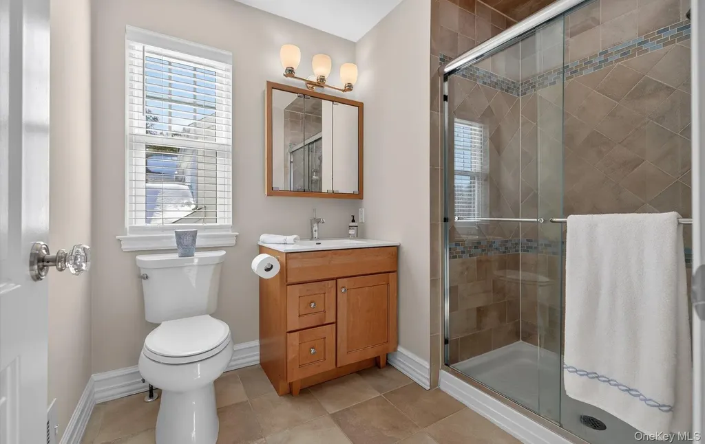 211 Barton Avenue Melville NY 11747