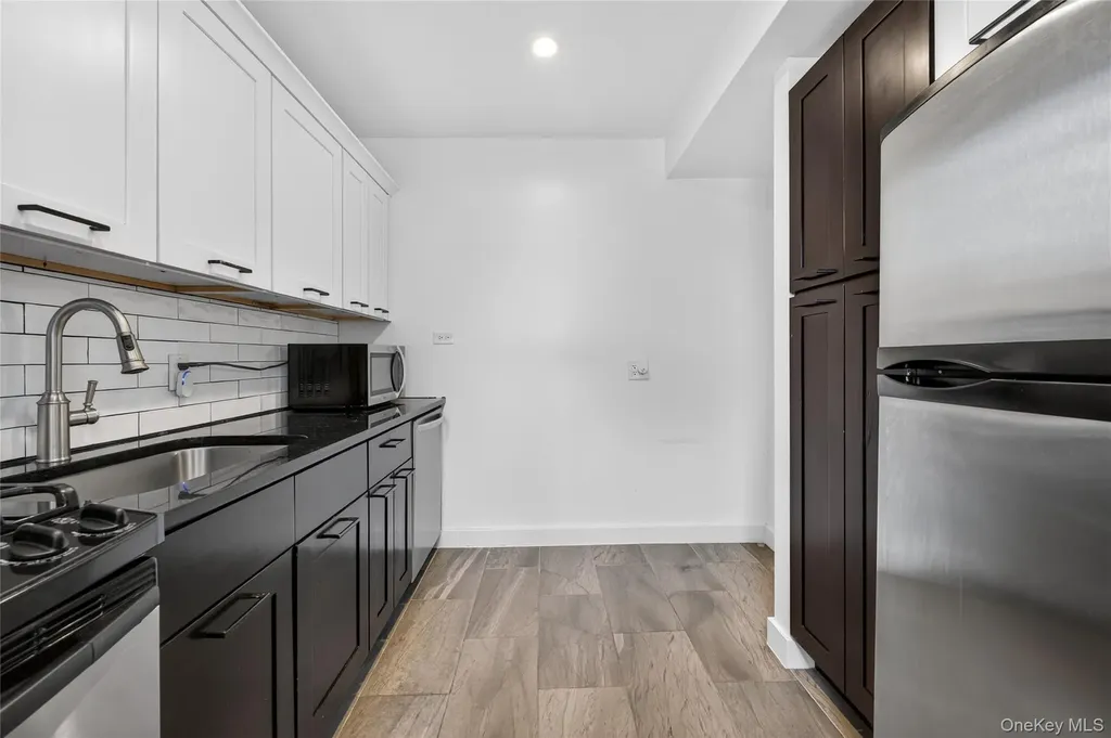 170-06 Crocheron Avenue Flushing NY 11358