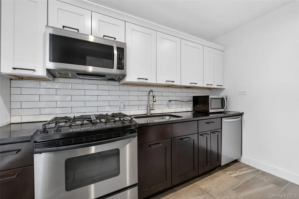 170-06 Crocheron Avenue Flushing NY 11358