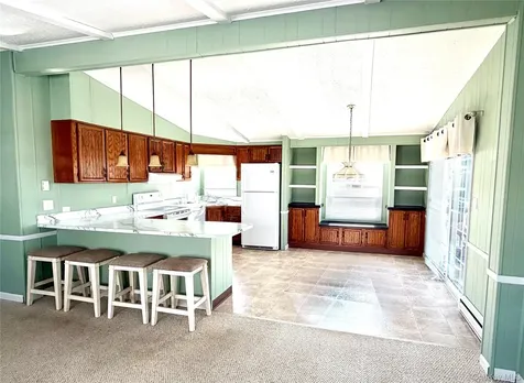 16 Village Circle E Manorville NY 11949