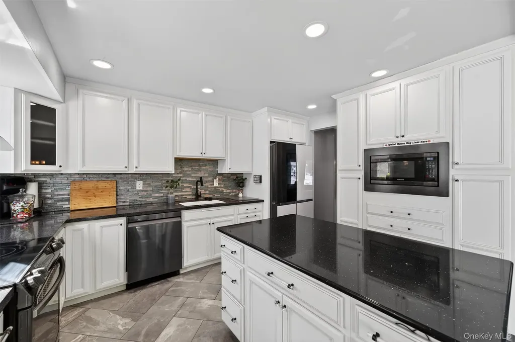 14 Oneil Circle Monroe NY 10950