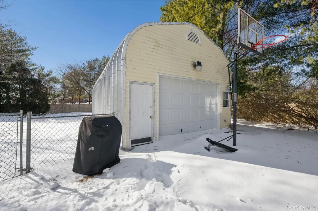 77 Fairway Drive Wading River NY 11792