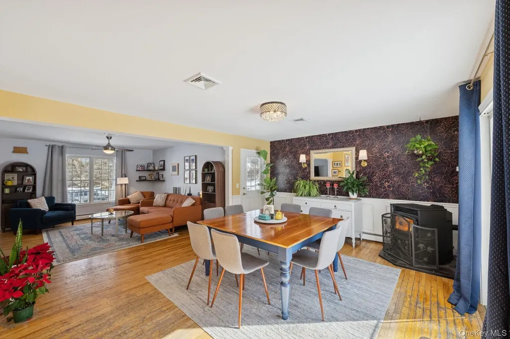 77 Fairway Drive Wading River NY 11792