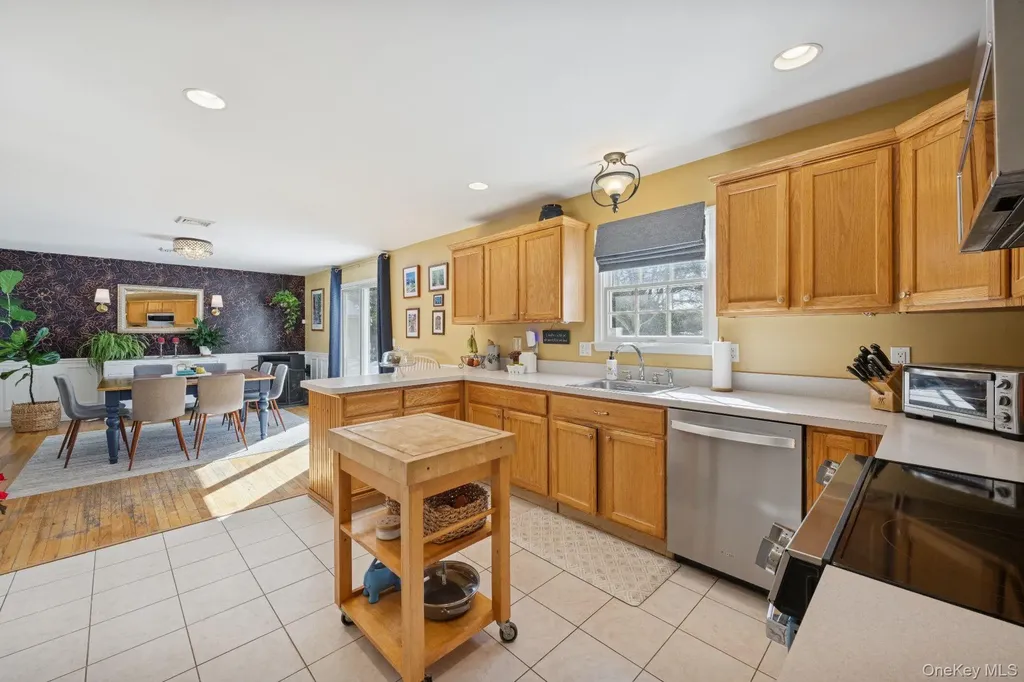 77 Fairway Drive Wading River NY 11792
