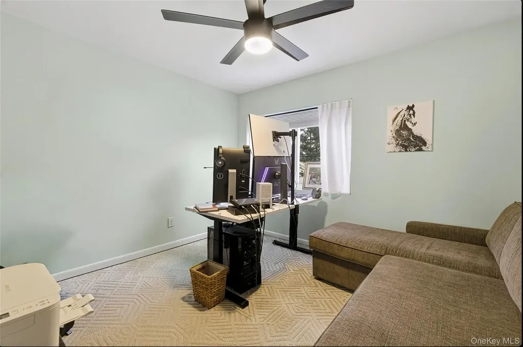 523 W Broadway Long Beach NY 11561