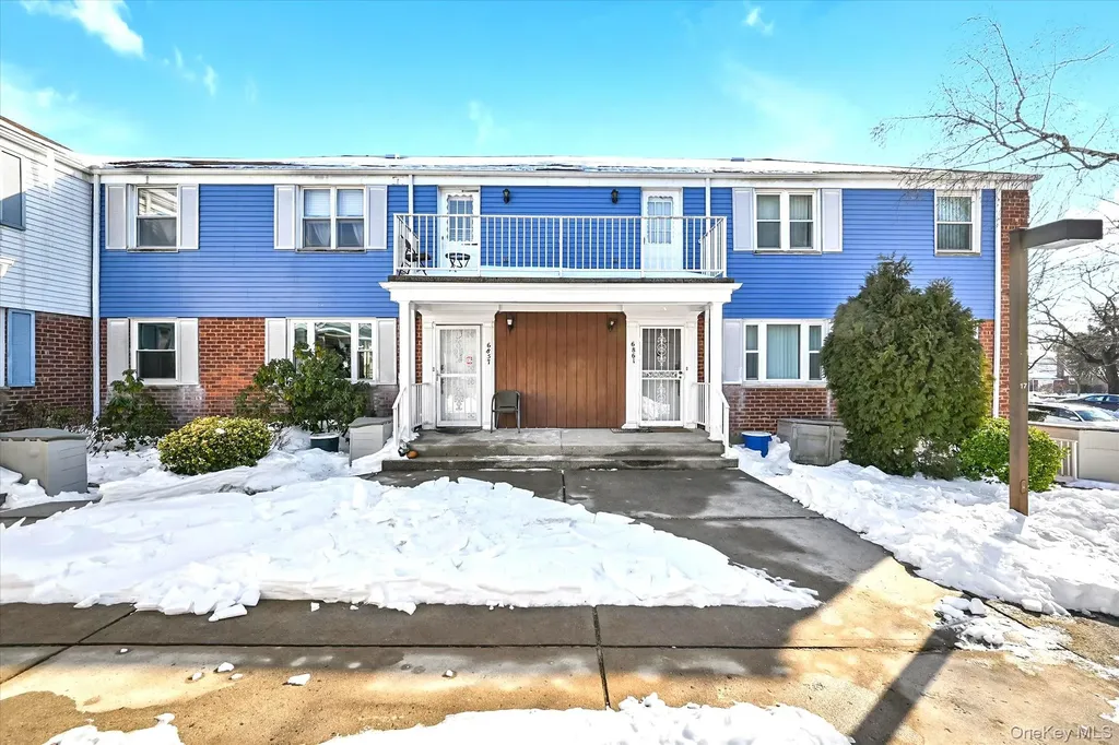 68-57 Cloverdale Boulevard Bayside NY 11364