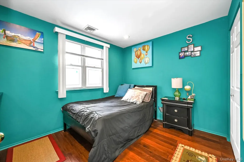 68-57 Cloverdale Boulevard Bayside NY 11364