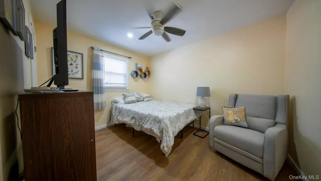 19 Larch Road Rocky Point NY 11778
