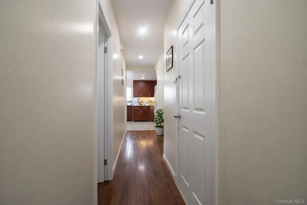 151-08 33rd Road Flushing NY 11354