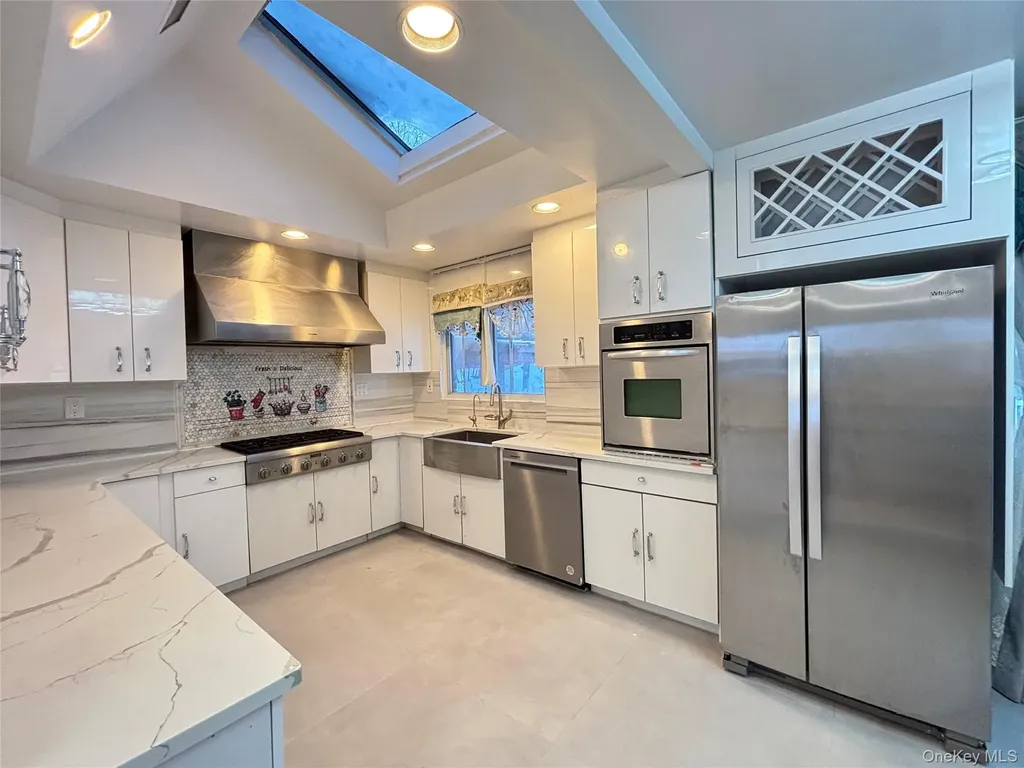 105 Seaman Road Jericho NY 11753