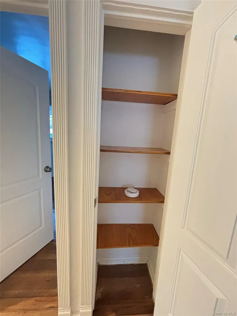 105 Seaman Road Jericho NY 11753
